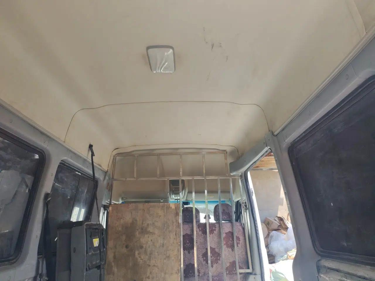 Iveco Power Daily 2017 3.0T Prestige A37 High-Roof 6-7 Seater F1CE34818 — миниатюра 18