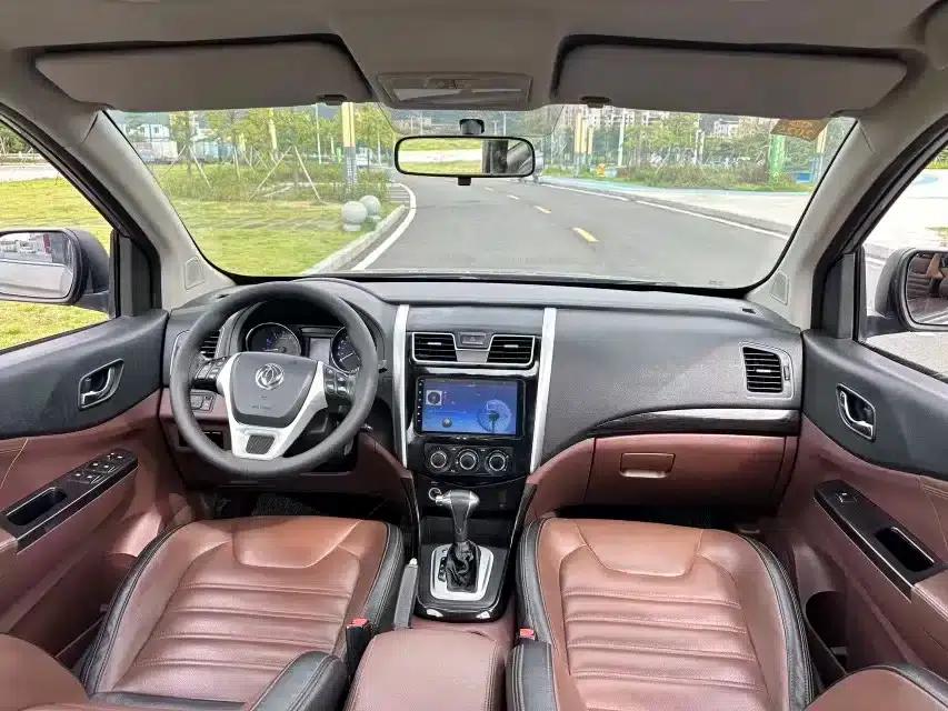 Fengxing SX6 2016 1.6L CVT Luxury Edition — миниатюра 13