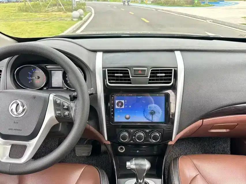 Fengxing SX6 2016 1.6L CVT Luxury Edition — миниатюра 14