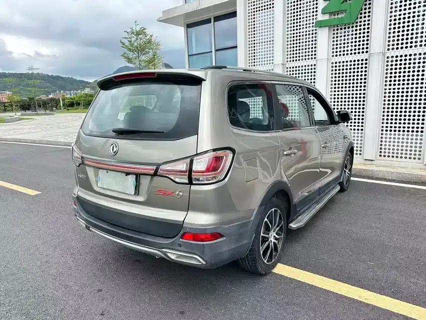 Fengxing SX6 2016 1.6L CVT Luxury Edition — миниатюра 28