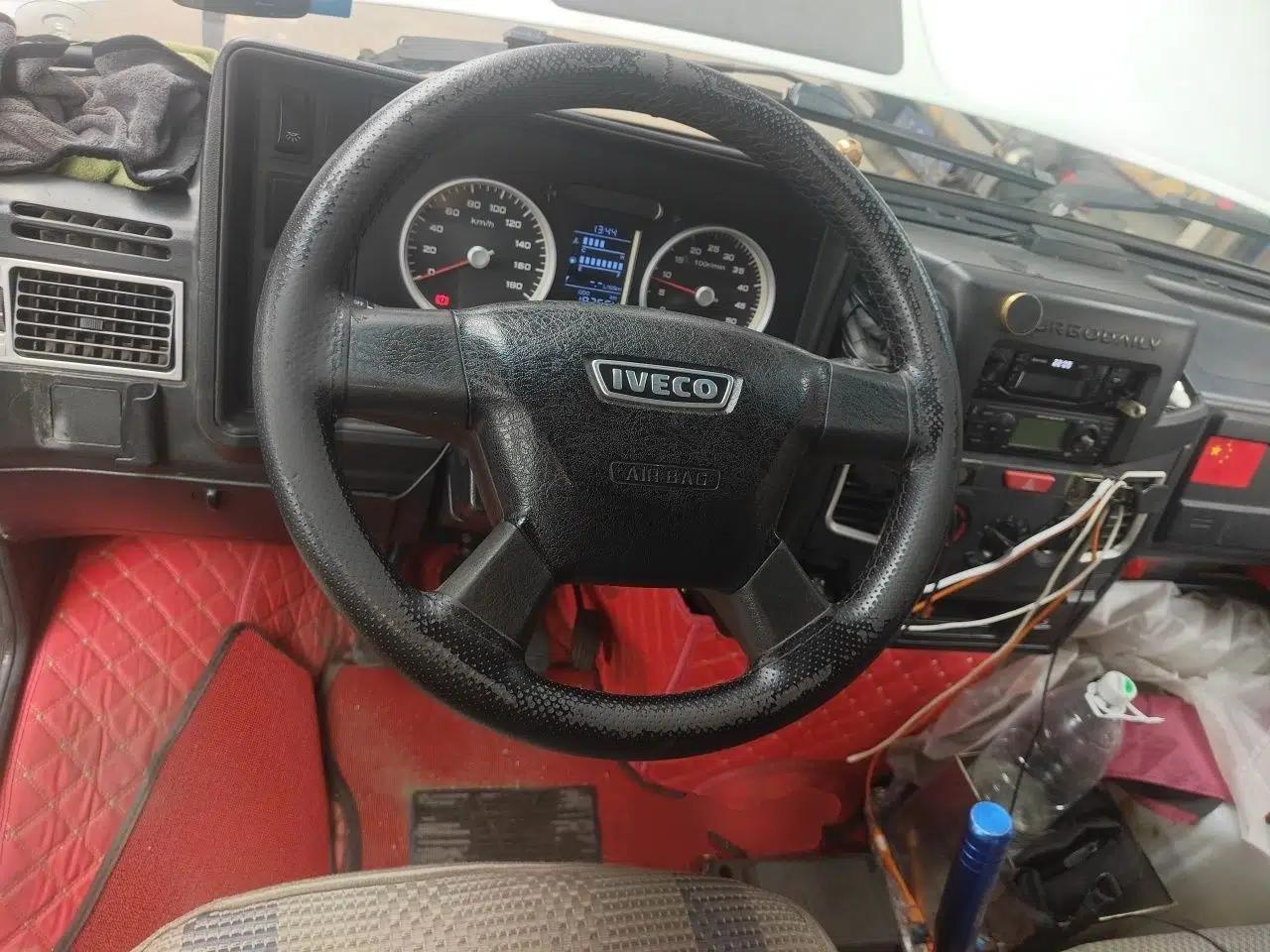 Iveco Daily 2017 2.5T A35 Passenger Van 5-7 Seats Model 47Z5 — миниатюра 10