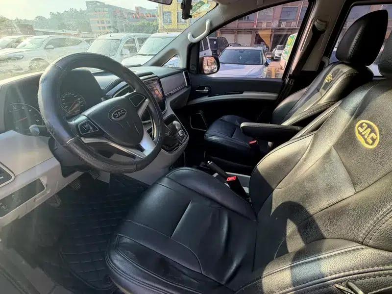 Refine M4 2016 2.0L Manual Comfort Model — миниатюра 8