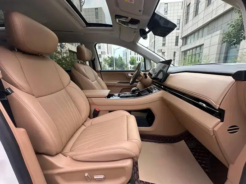 Refine RF8 PHEV 2024 HarmonyOS Edition 1.5T 150KM Flagship Model — миниатюра 26