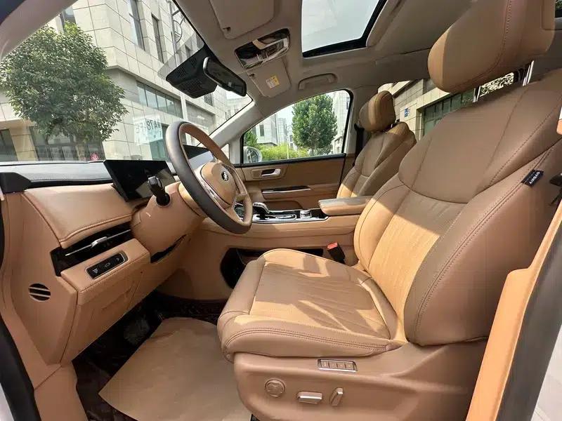 Refine RF8 PHEV 2024 HarmonyOS Edition 1.5T 150KM Flagship Model — миниатюра 31