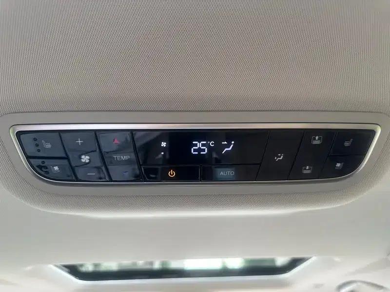 Refine RF8 PHEV 2024 HarmonyOS Edition 1.5T 150KM Flagship Model — миниатюра 10