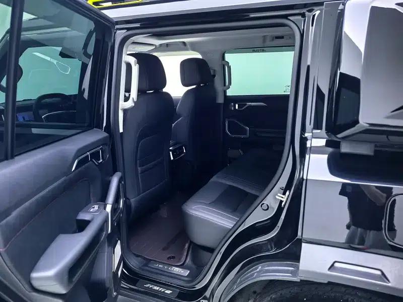 Jetour Traveler C-DM 2024 1.5TD DHT 129km 2WD Forest Edition — миниатюра 22