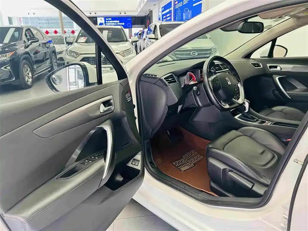 DS 5LS 2014 1.6T Elegant Edition THP160 — миниатюра 19