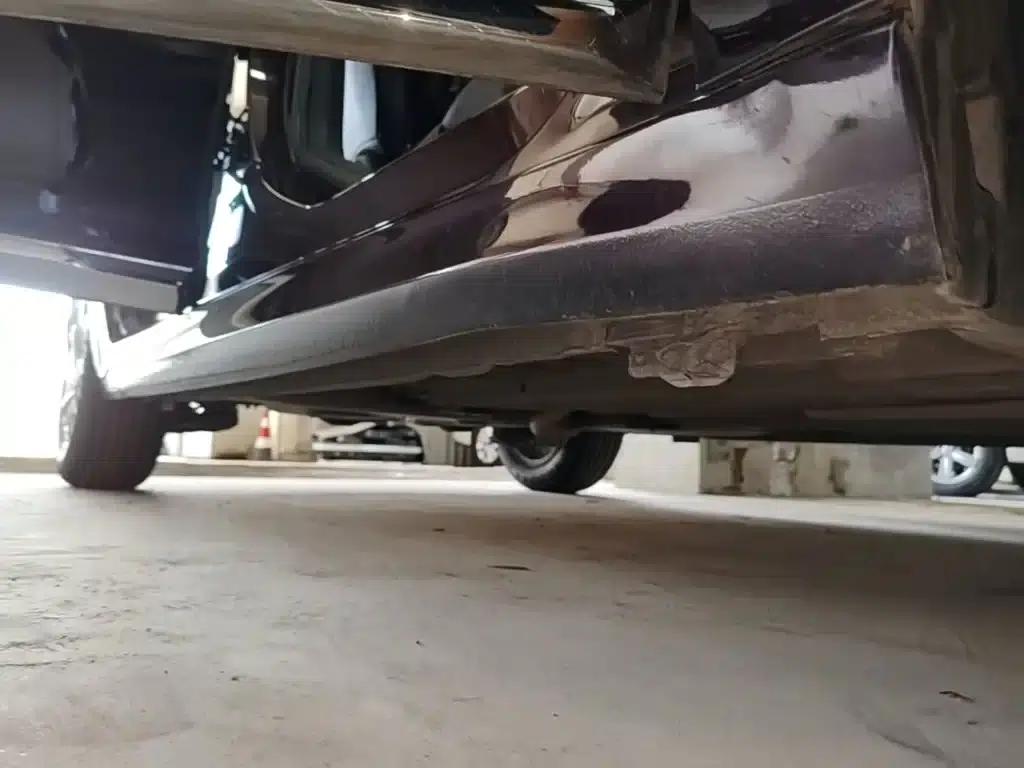 DS 5LS 2014 1.8L Automatic Comfort Edition VTi140 — миниатюра 21