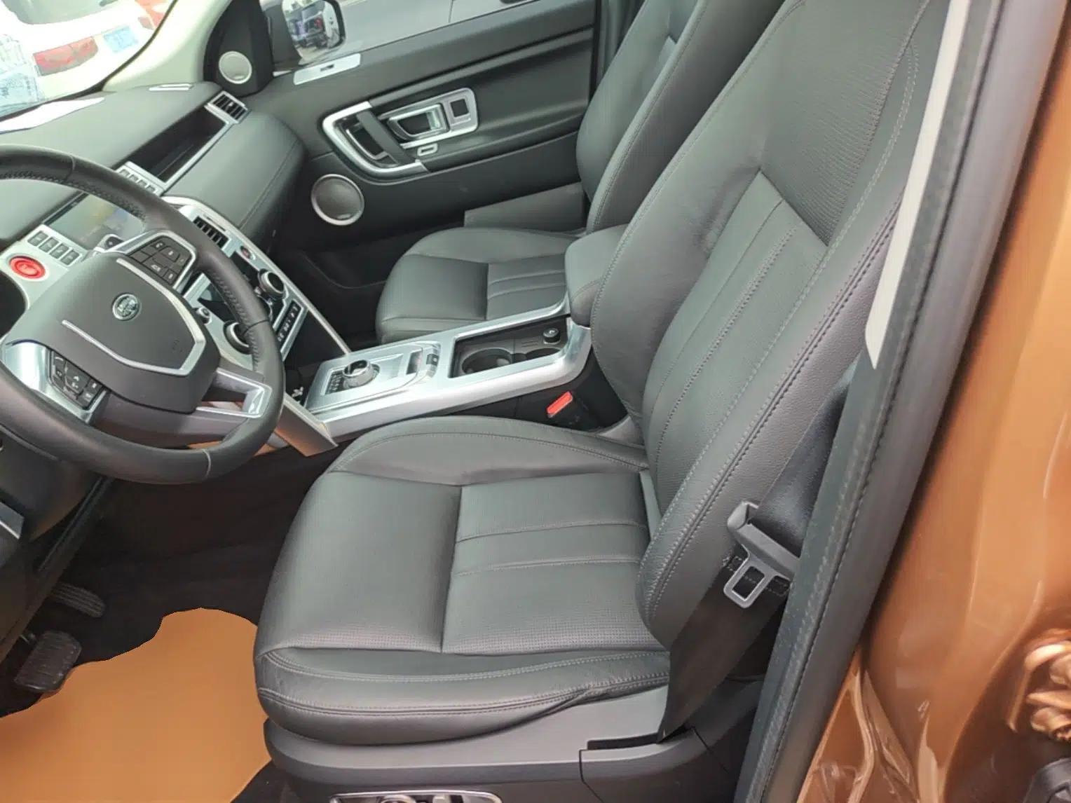 Land Rover Discovery Sport 2016 2.0T SE — миниатюра 22