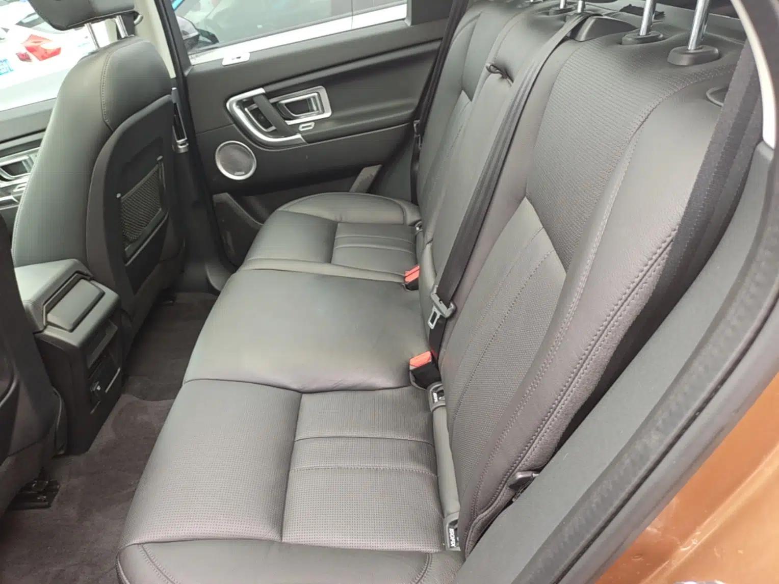 Land Rover Discovery Sport 2016 2.0T SE — миниатюра 25