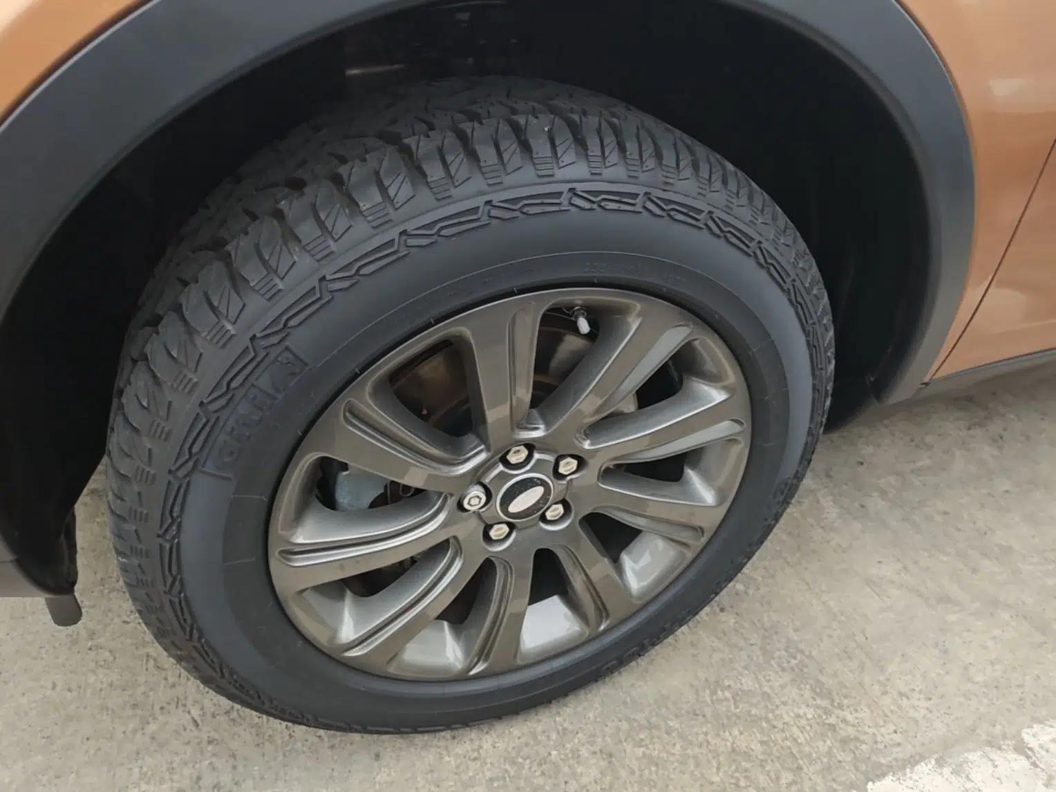 Land Rover Discovery Sport 2016 2.0T SE — миниатюра 10