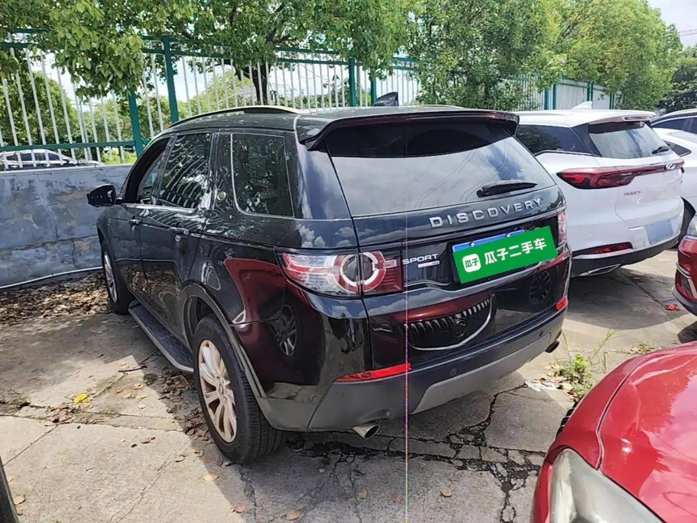 Land Rover Discovery Sport 2017 2.0T SE — миниатюра 13