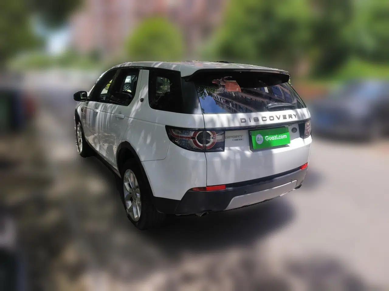 Land Rover Discovery Sport 2016 2.0T HSE — миниатюра 4