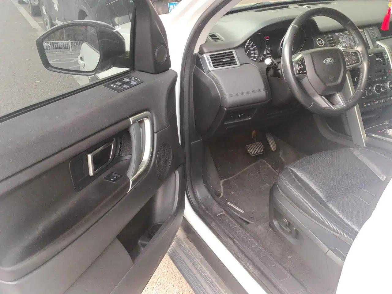 Land Rover Discovery Sport 2015 2.0T SE — миниатюра 16