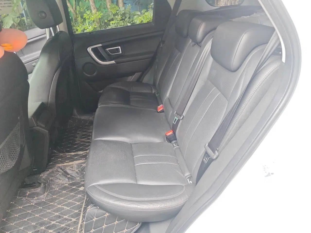 Land Rover Discovery Sport 2018 240 PS SE Version — миниатюра 17