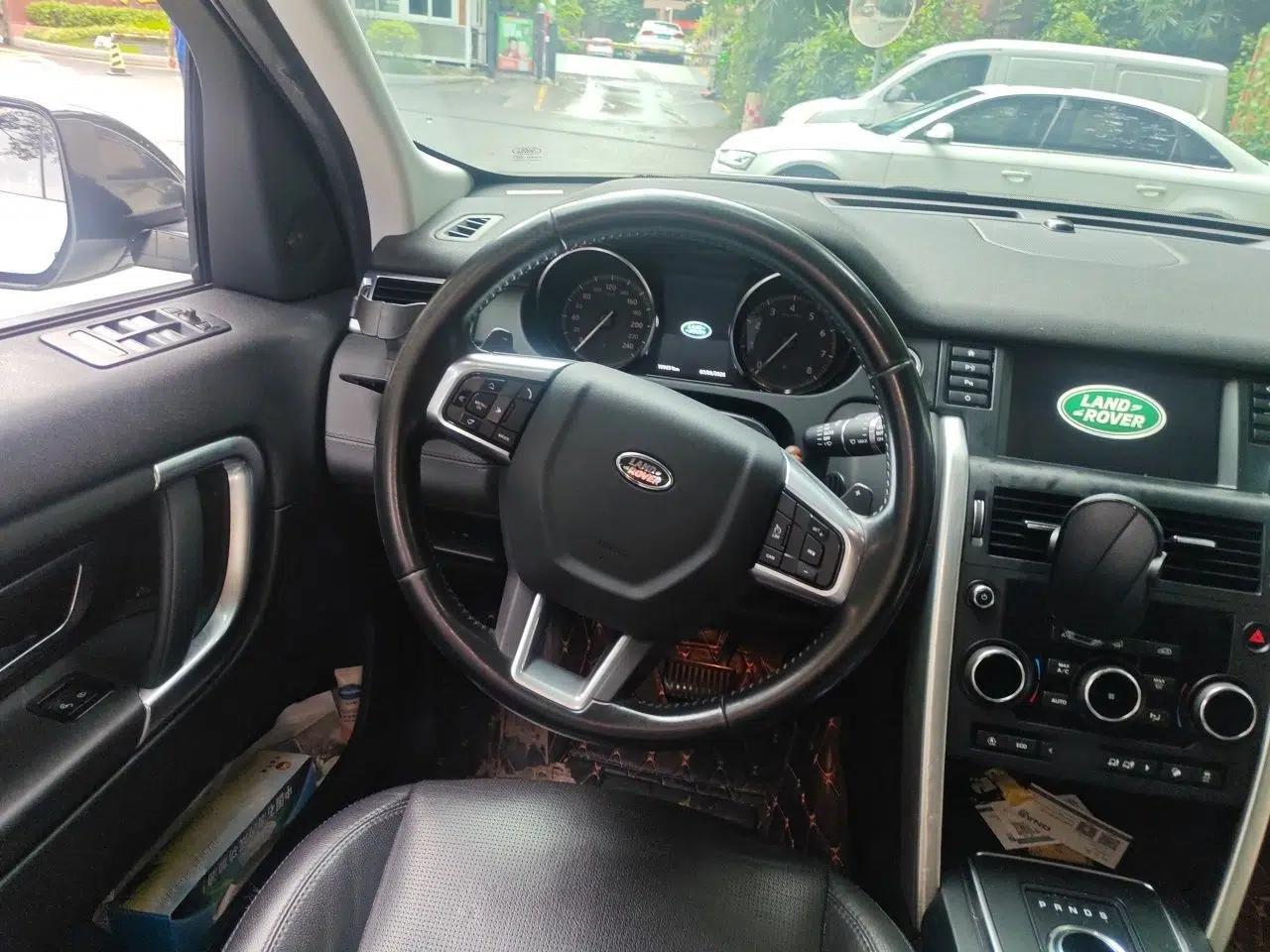 Land Rover Discovery Sport 2018 240 PS SE Version — миниатюра 10