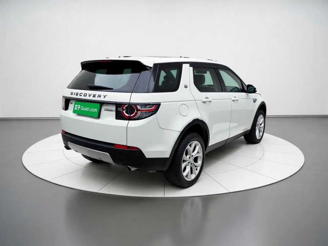Land Rover Discovery Sport 2016 2.0T HSE — миниатюра 6