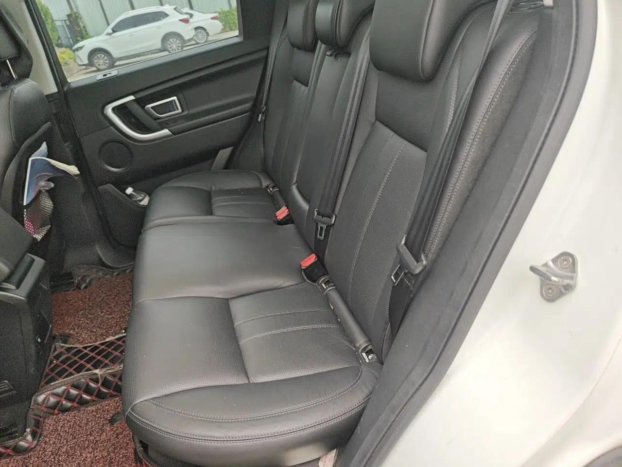 Land Rover Discovery Sport 2016 2.0T SE — миниатюра 17