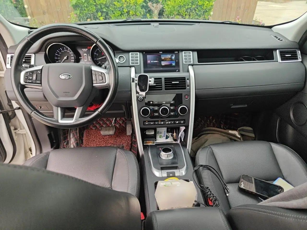 Land Rover Discovery Sport 2016 2.0T SE — миниатюра 9