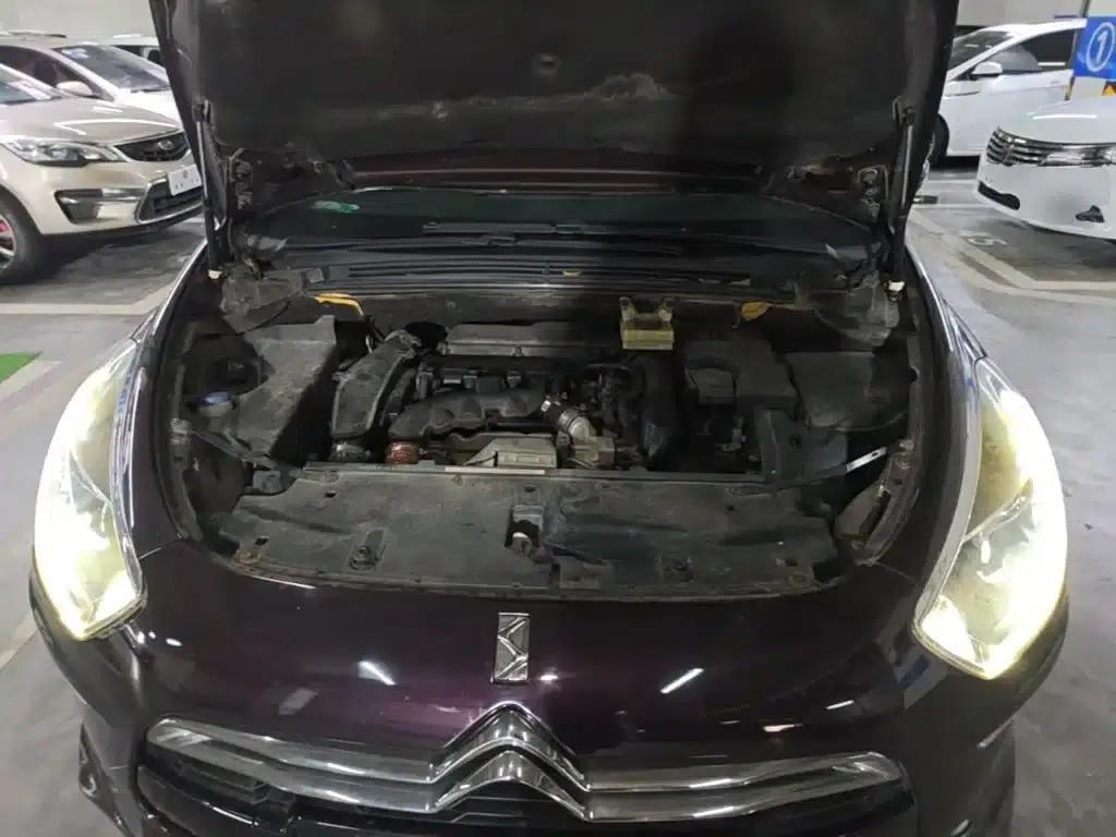 DS 5 2014 1.6T Luxury Edition THP160 — миниатюра 20