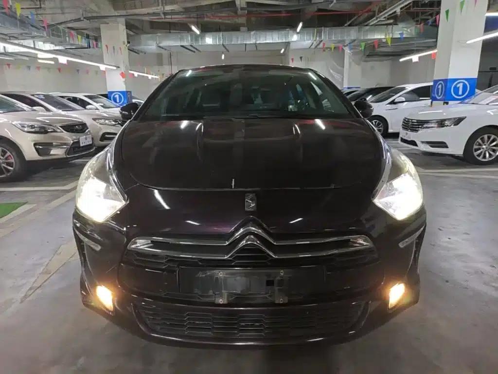 DS 5 2014 1.6T Luxury Edition THP160 — миниатюра 3