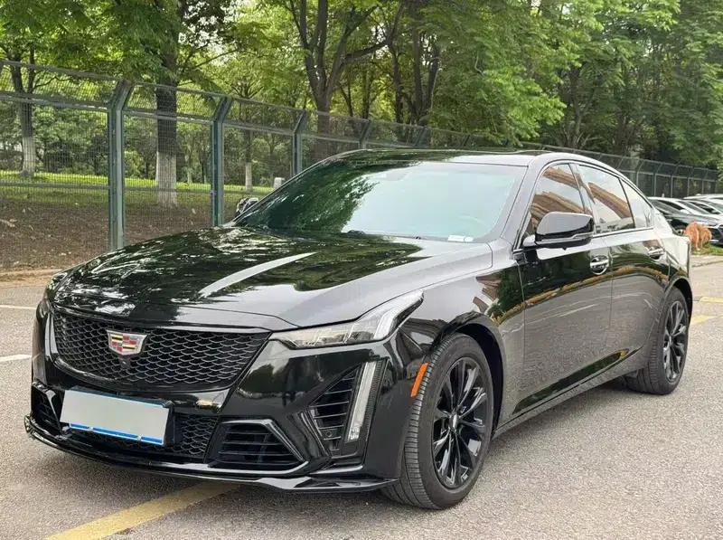 2023 Cadillac CT5 28T Luxury Standard Edition — миниатюра 1
