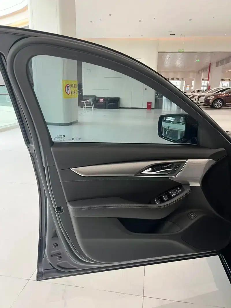 2021 Cadillac CT5 Facelift 28T Luxury — миниатюра 34