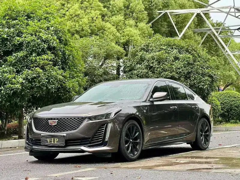 2020 Cadillac CT5 28T Luxury — миниатюра 1