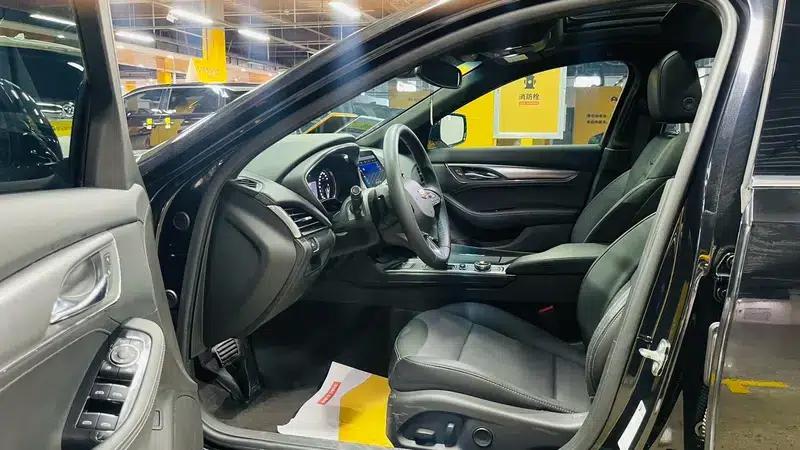 2022 Cadillac CT5 28T Luxury Standard Edition — миниатюра 14