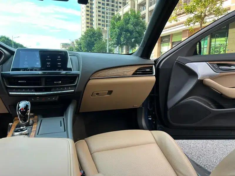 2022 Cadillac CT5 28T Premium — миниатюра 18