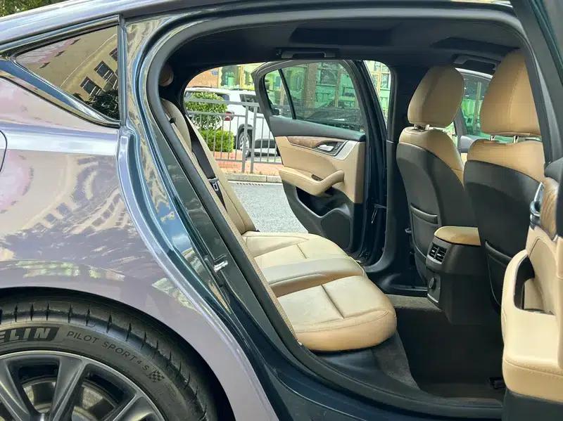 2022 Cadillac CT5 28T Premium — миниатюра 28