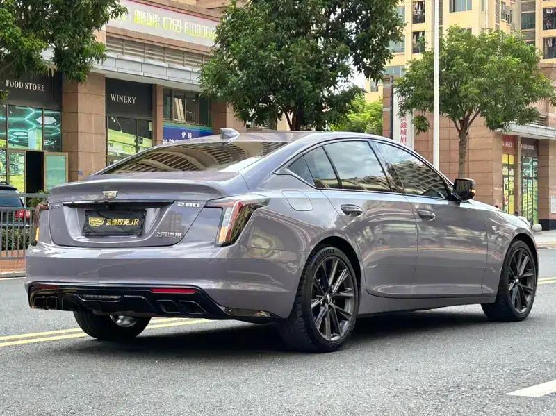 2022 Cadillac CT5 28T Premium — миниатюра 7