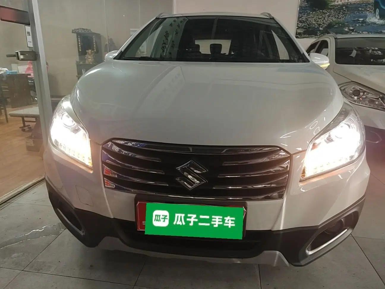 Suzuki S-Cross 2015 1.4T Automatic Two-Wheel Drive Prestige Model — миниатюра 2