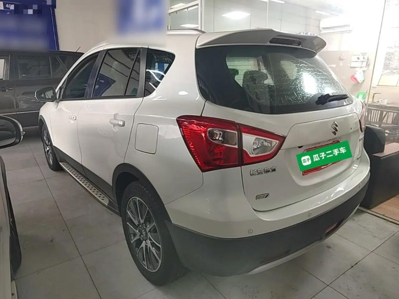 Suzuki S-Cross 2015 1.4T Automatic Two-Wheel Drive Prestige Model — миниатюра 4