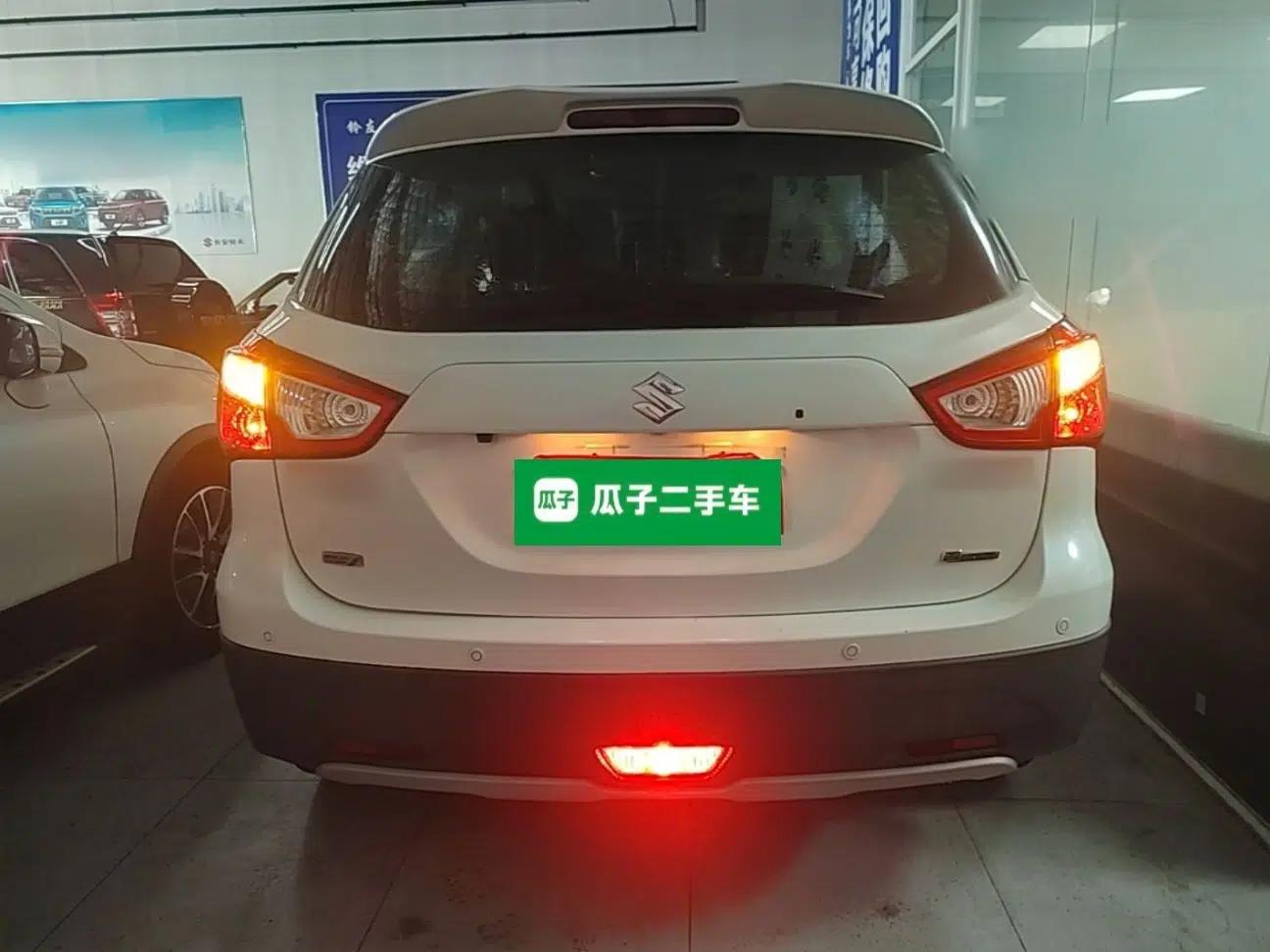 Suzuki S-Cross 2015 1.4T Automatic Two-Wheel Drive Prestige Model — миниатюра 5
