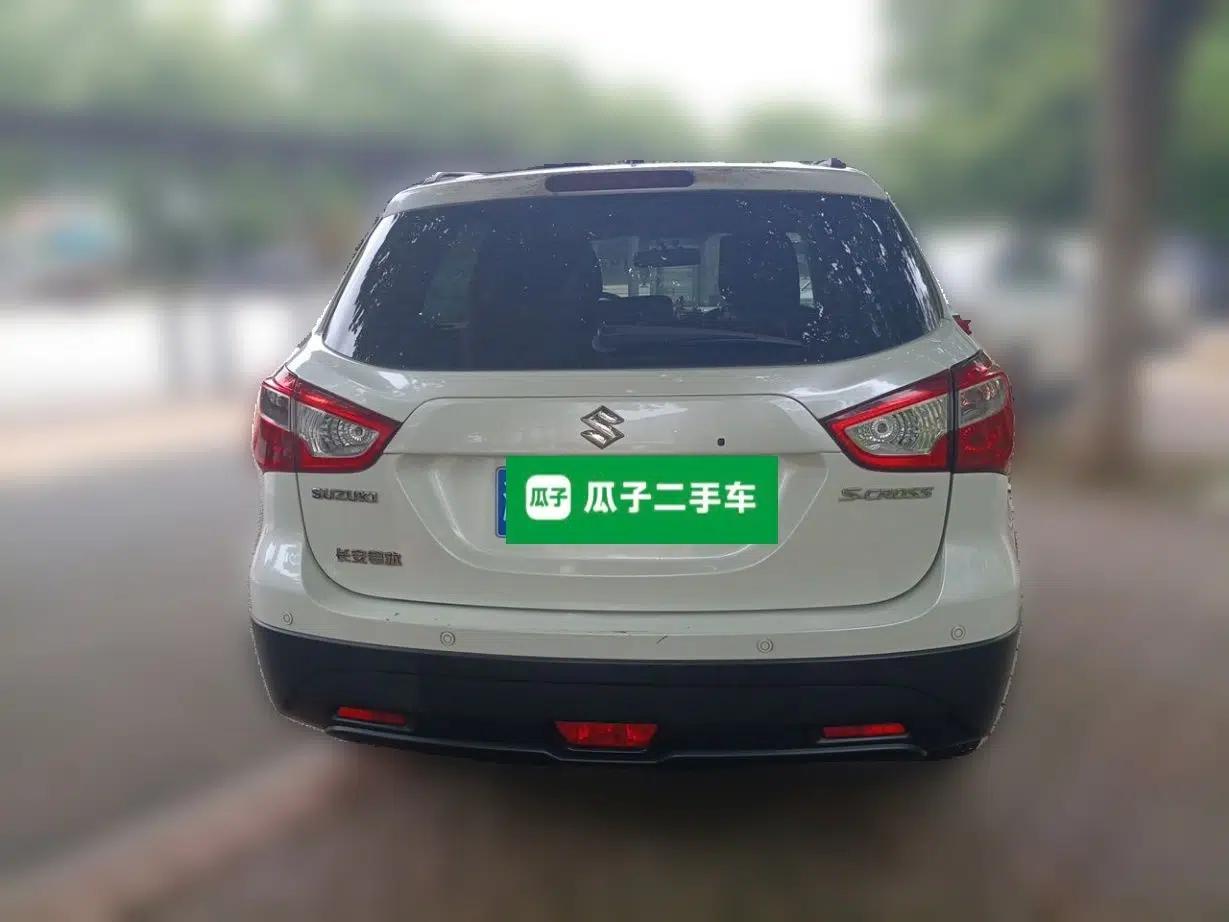 Suzuki S-Cross 2014 1.6L CVT Two-Wheel Drive Entry Model — миниатюра 5