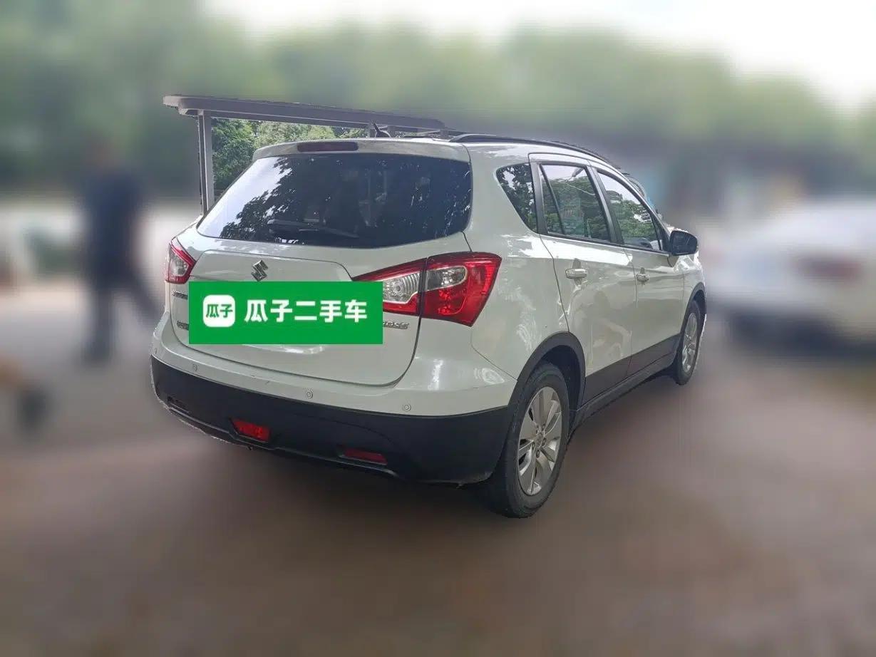 Suzuki S-Cross 2014 1.6L CVT Two-Wheel Drive Entry Model — миниатюра 6