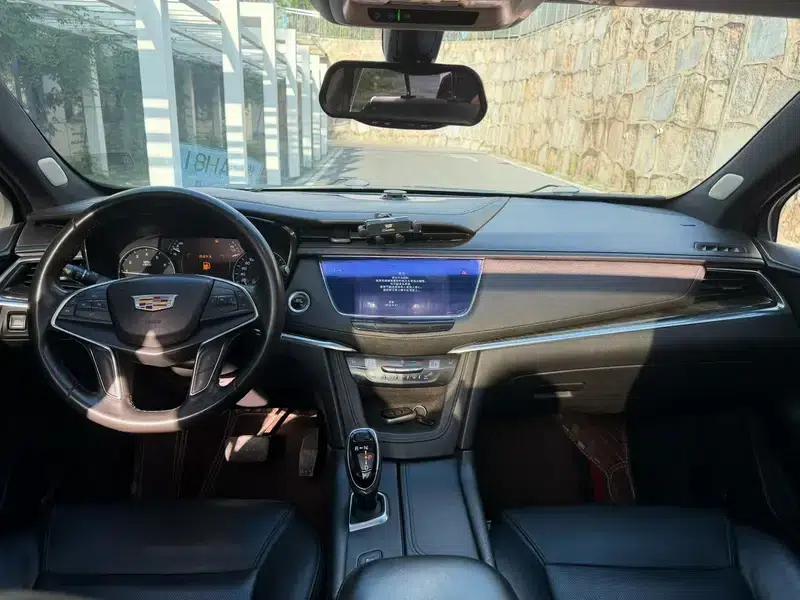 Cadillac XT5 2018 28E AWD Technology Edition — миниатюра 7