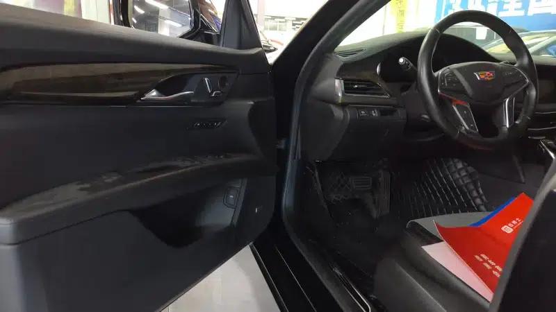 2022 Cadillac CT6 28T Luxury — миниатюра 19