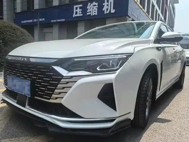 Aeolus Aeolus MAX 2021 1.5T Super Stylish Dad Edition
