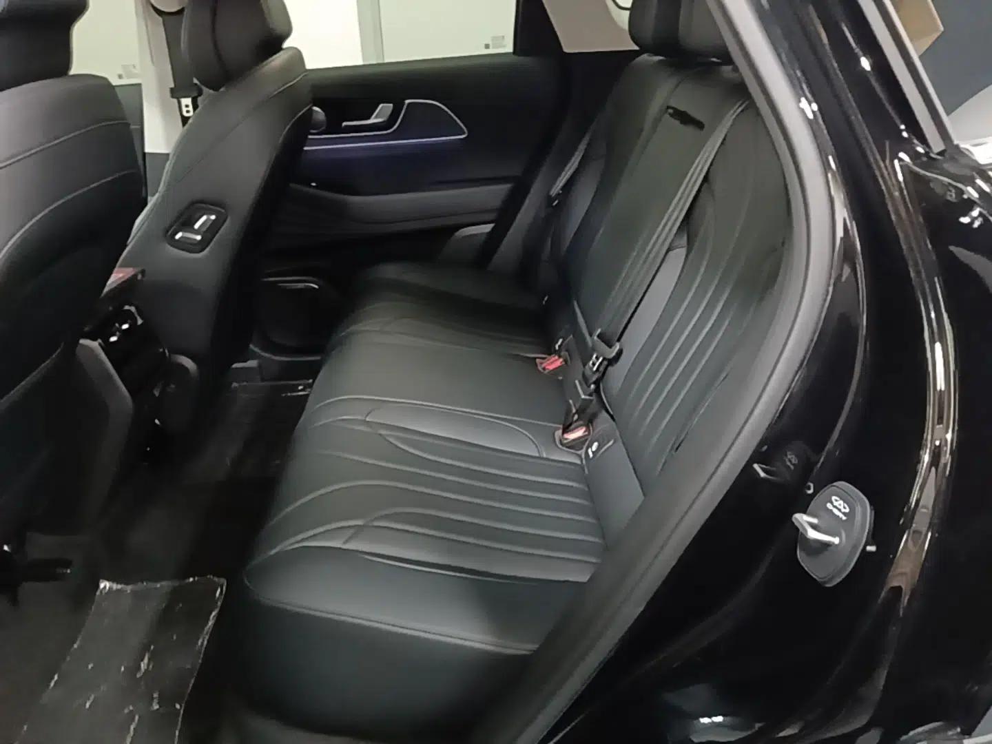 Chery Fengyun T9 2025 120 Long-Range Luxury Version 5 Seats Lithium Iron Phosphate — миниатюра 25