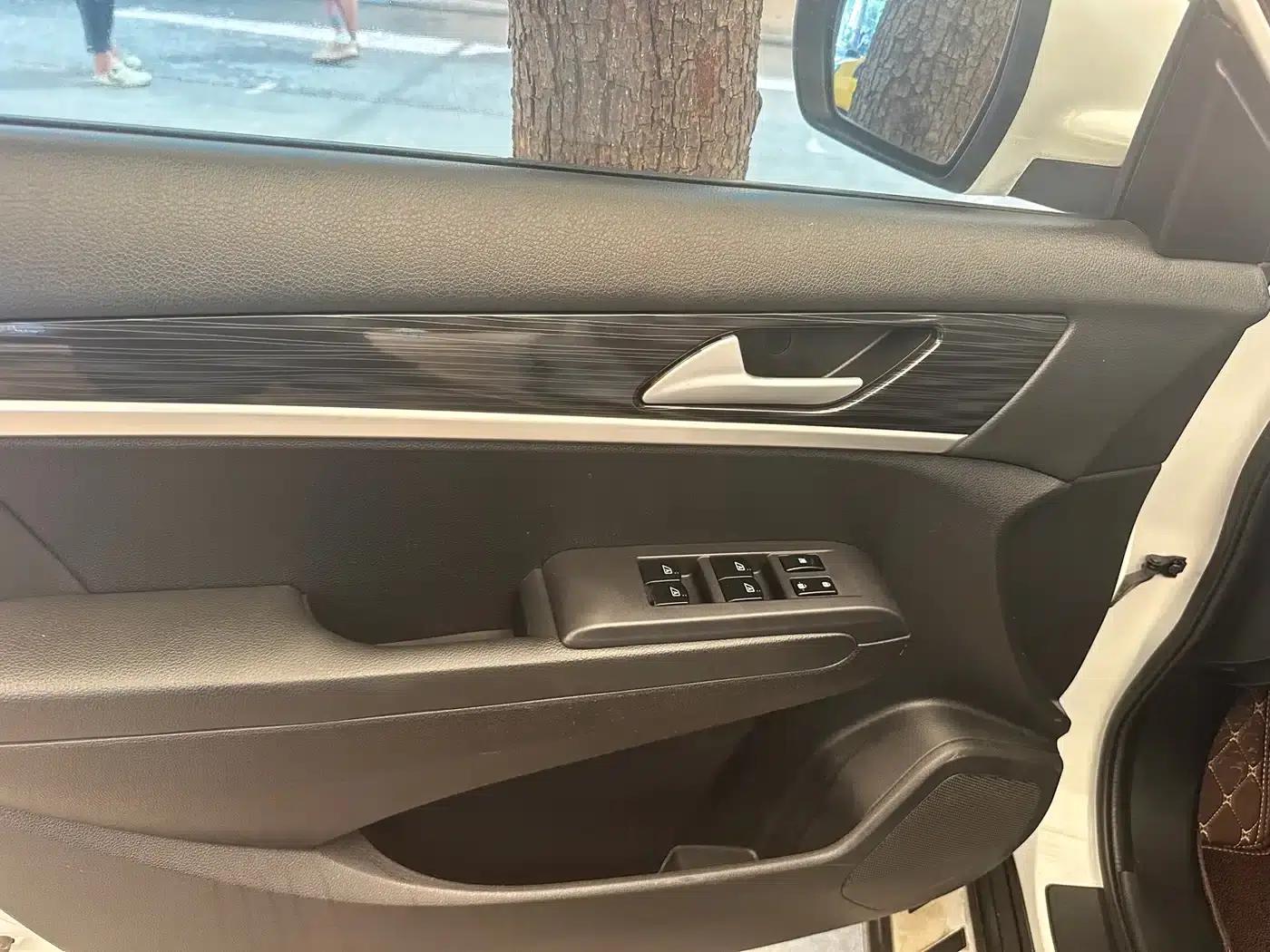Dongfeng Fengshen AX7 2016 1.4T Manual Smart Edition — миниатюра 4