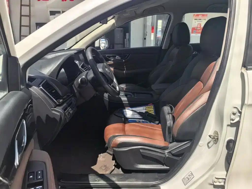 Dongfeng Fengshen AX7 2018 Classic 1.6T Automatic Elite — миниатюра 15