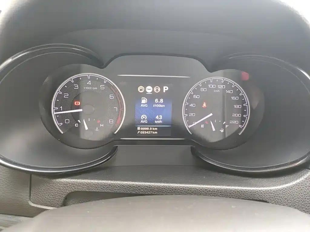 Dongfeng Fengshen AX7 2018 Classic 1.6T Automatic Deluxe Edition — миниатюра 12
