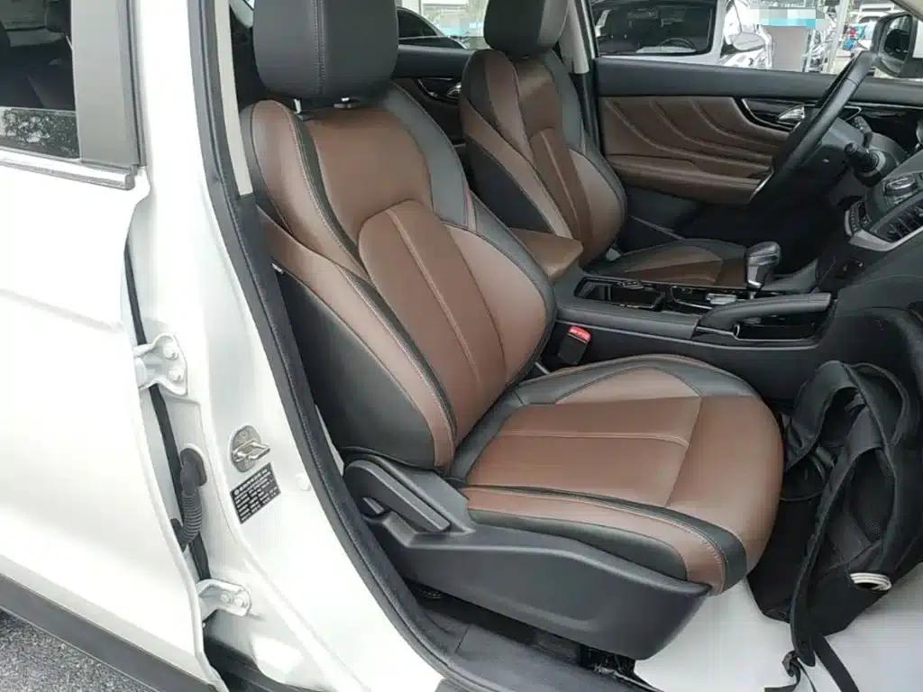 Dongfeng Fengshen AX7 2018 Classic 1.6T Automatic Deluxe Edition — миниатюра 25