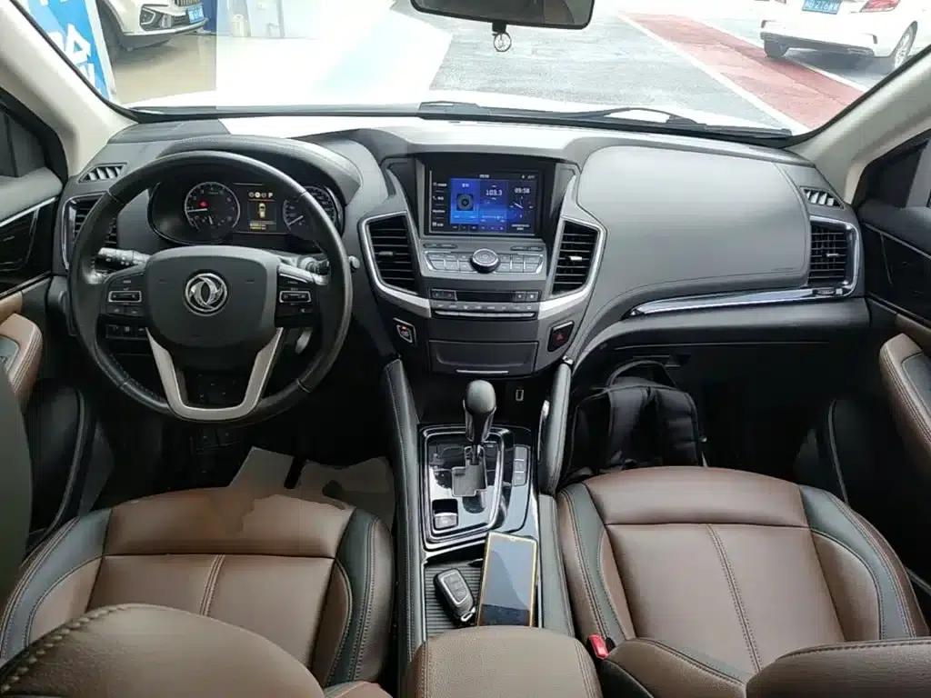 Dongfeng Fengshen AX7 2018 Classic 1.6T Automatic Deluxe Edition — миниатюра 10
