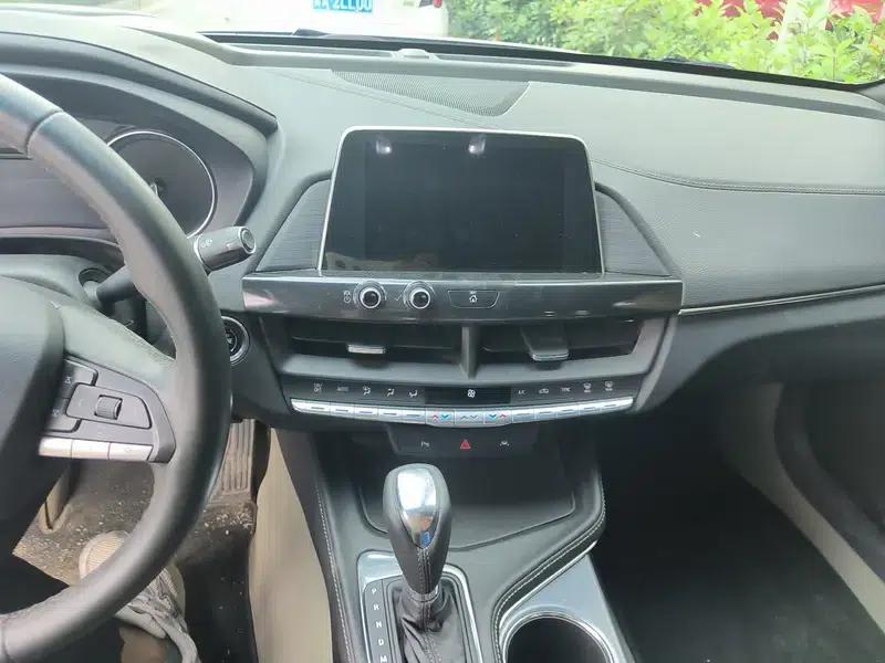 2023 Cadillac CT4 25T Luxury — миниатюра 12