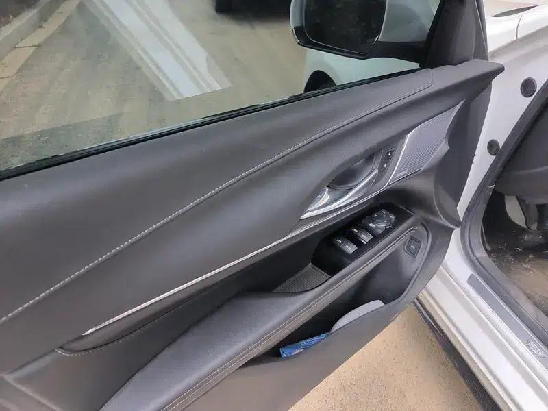2023 Cadillac CT4 25T Luxury — миниатюра 15