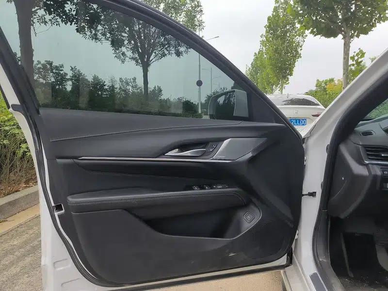 2023 Cadillac CT4 25T Luxury — миниатюра 16
