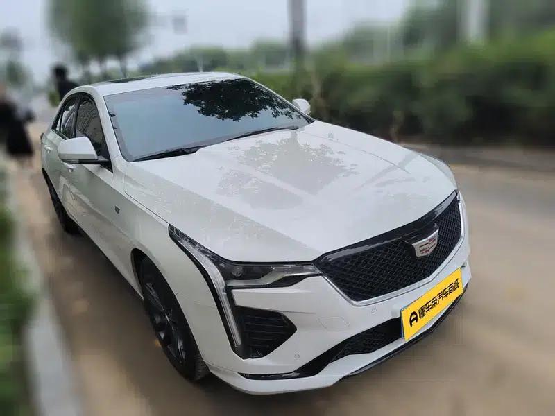 2023 Cadillac CT4 25T Luxury — миниатюра 3